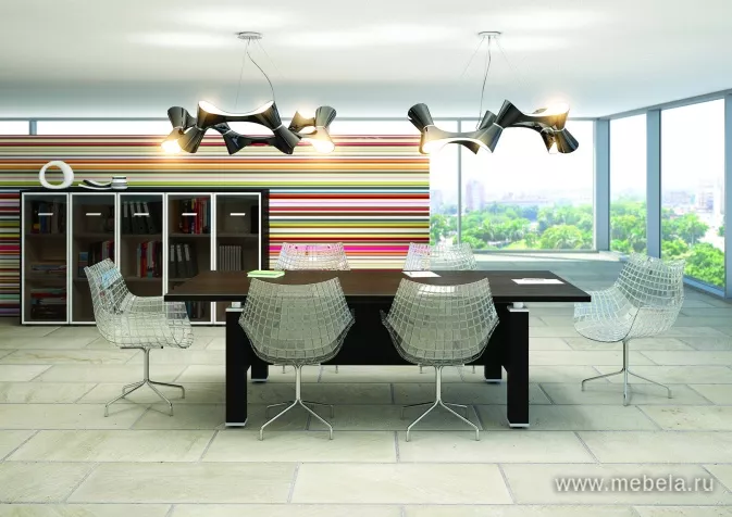 кабинет Бонд