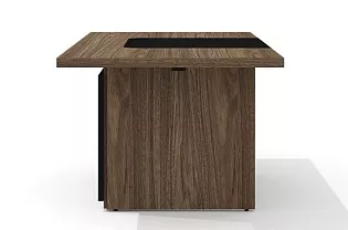 Стол руководителя с декор. траверсом