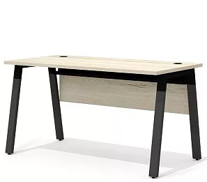 Стол прямой на металлокаркасе