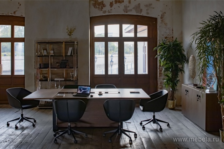 столы переговоров Exe